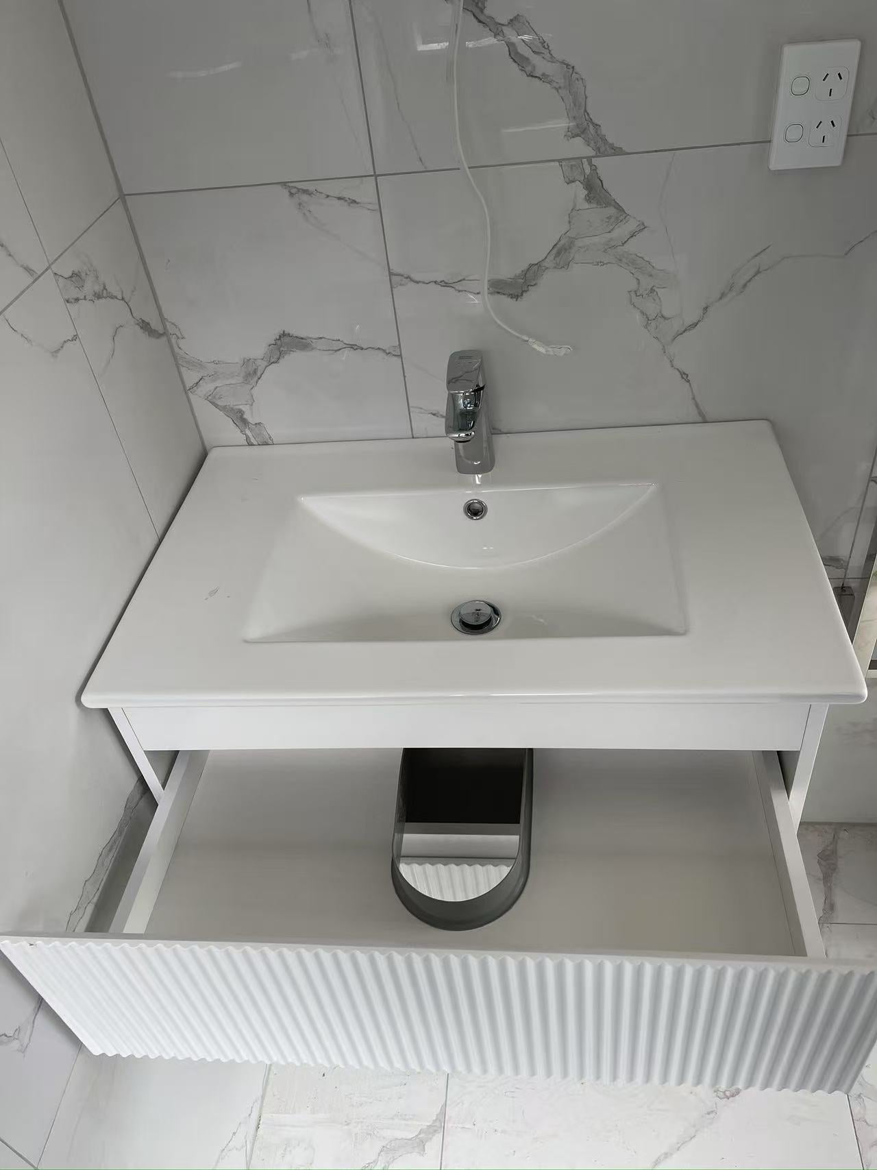 VERTO MOSCO 750MM PLYWOOD WALL HUNG VANITY - MATT WHITE, FLUTED FRONT
