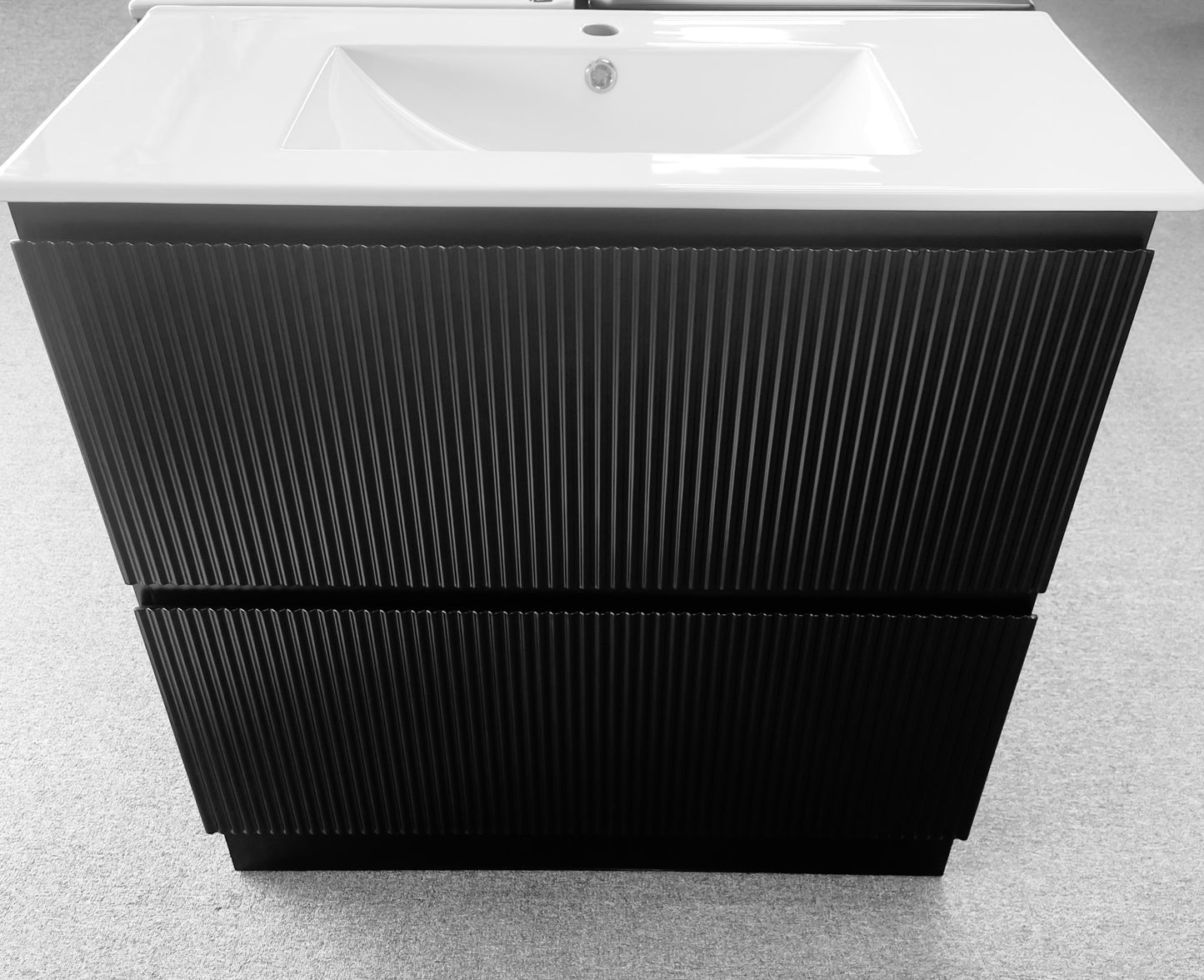 VERTO MOSCO 600MM PLYWOOD FLOOR STANDING VANITY - MATT BLACK, FLUTED FRONT