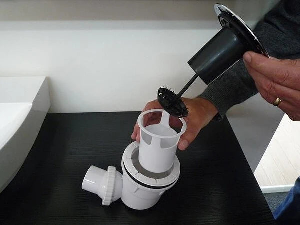 EASY CLEAN SHOWER WASTE - CHROME - The Tile Collection™