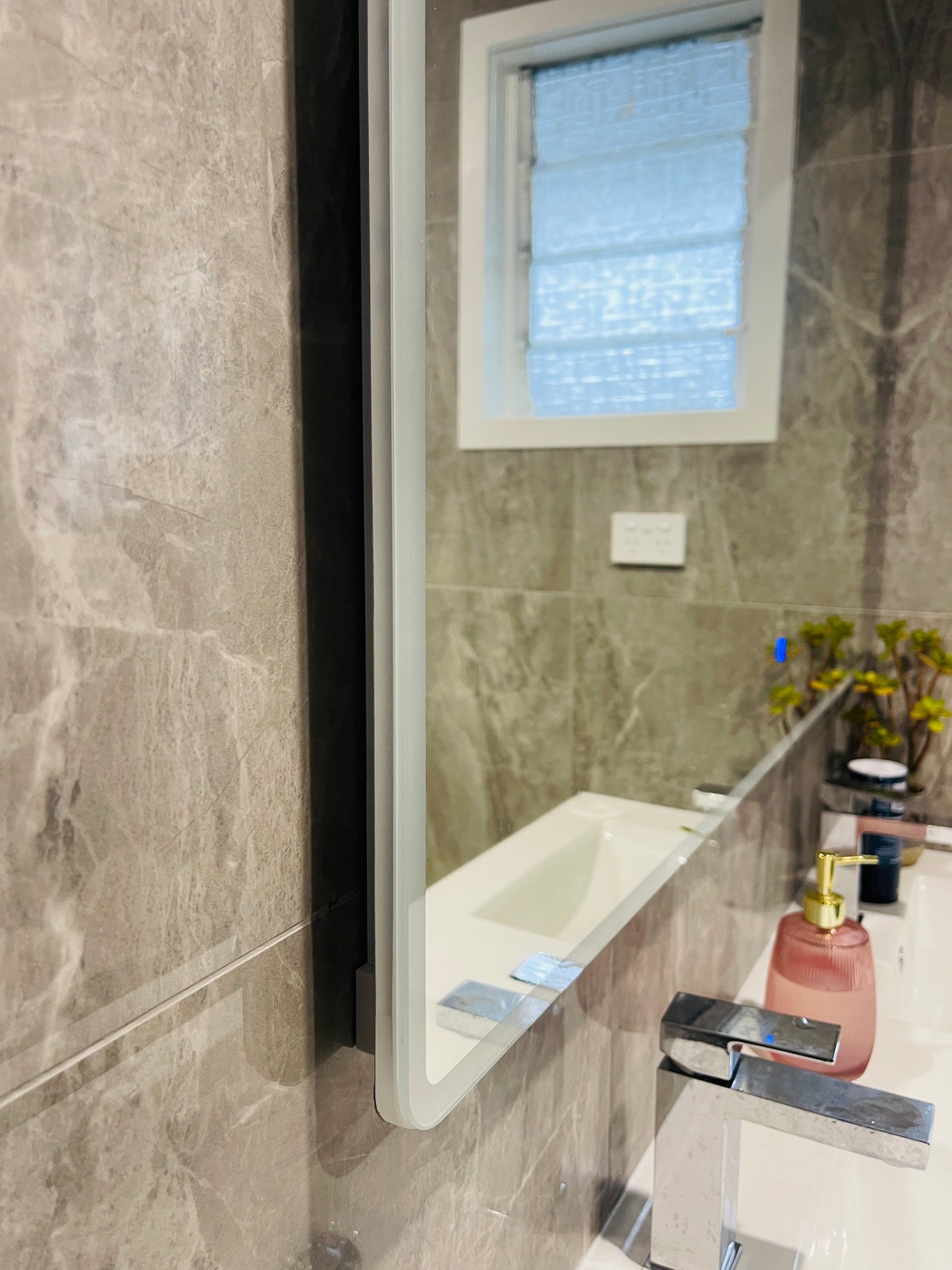 1200X800MM FRONT-LIT LED MIRROR  WITH DEMISTER DN | TOUCH CONTROL | 3 COLOUR TEMPERATURES