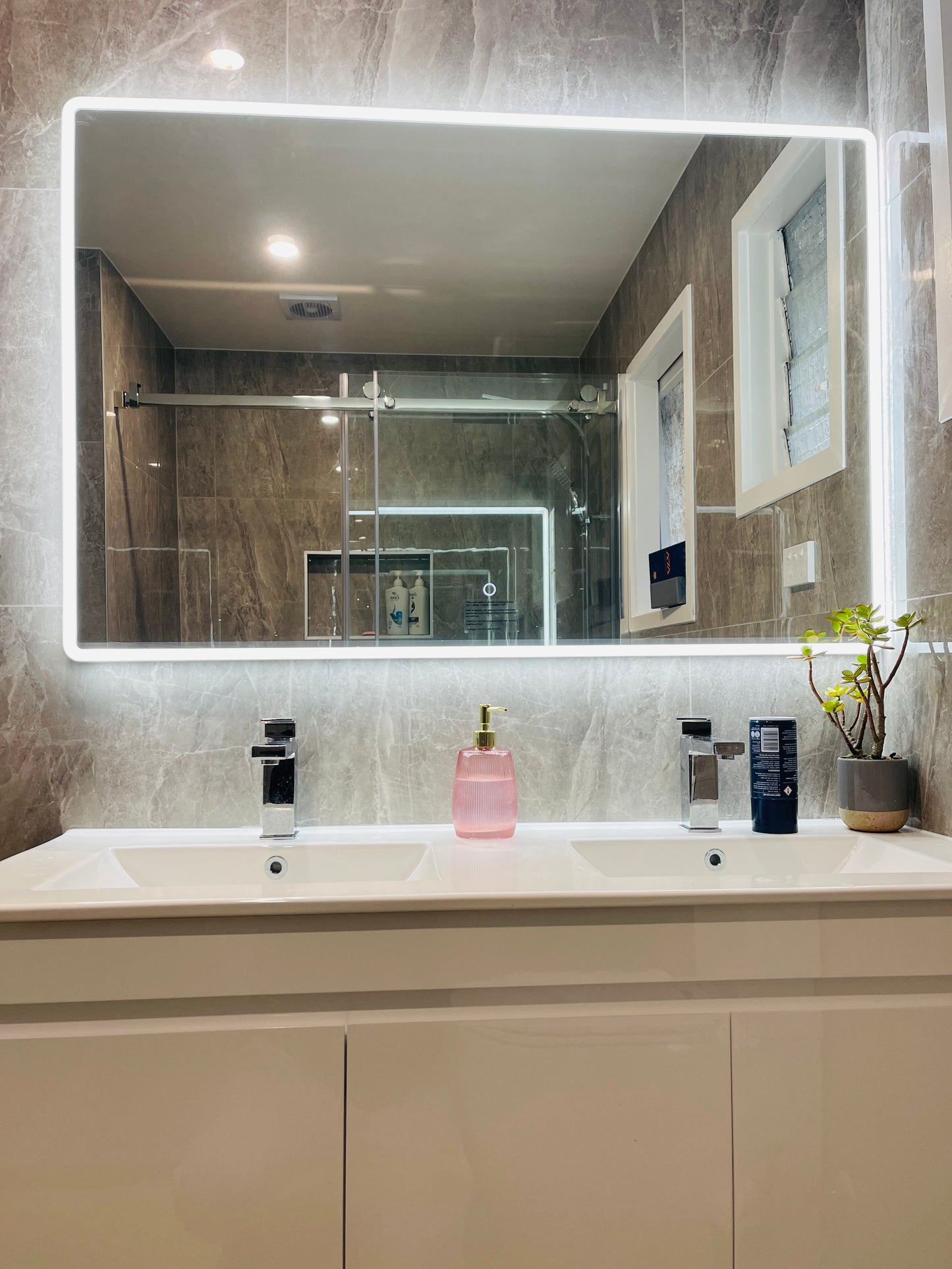 1200X800MM FRONT-LIT LED MIRROR  WITH DEMISTER DN | TOUCH CONTROL | 3 COLOUR TEMPERATURES