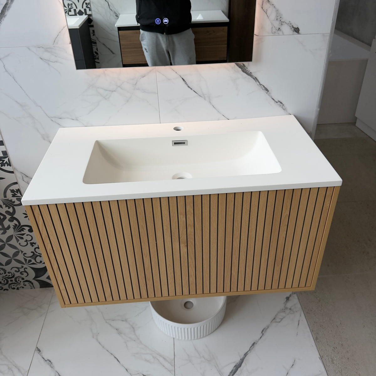 NORDI 900MM WALL HUNG FLUTED OAK VANITY | SINGLE DRAWER