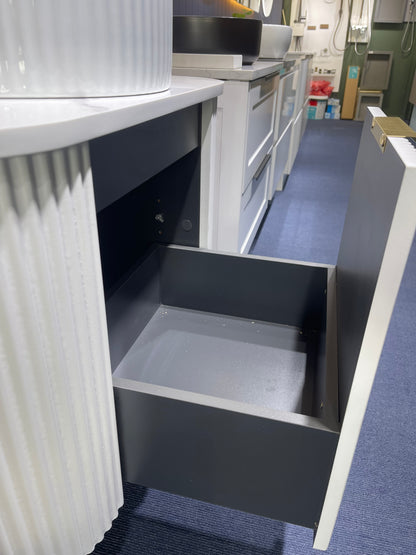 900MM CURVED FLUTED WALL HUNG VANITY | MATT WHITE