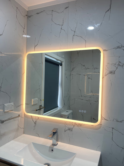 900X750MM ZEPHYR LED MIRROR | DEMISTER | 3 COLOURS LIGHT
