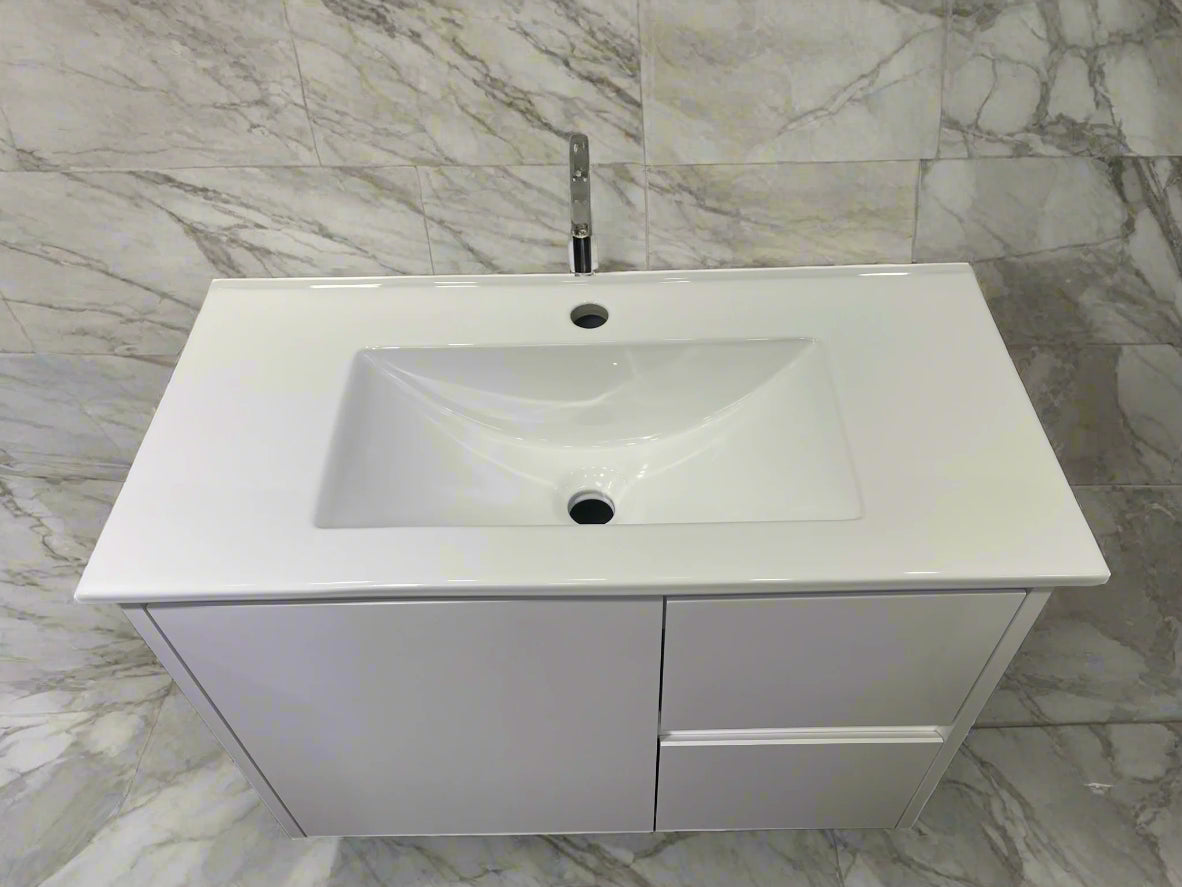 SLIM WALL HUNG VANITY | 750MM | WHITE GLOSS | 100% WATERPROOF | PVC - The Tile Collection™
