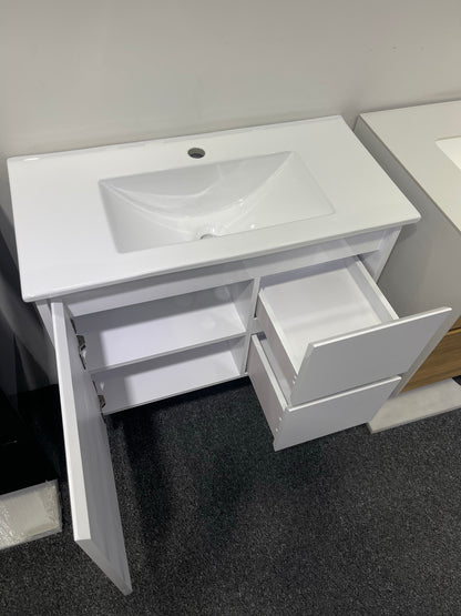 SLIM WALL HUNG VANITY | 750MM | WHITE GLOSS | 100% WATERPROOF | PVC - The Tile Collection™