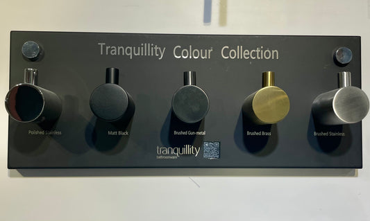 TRANQUILLITY SQUARE VERTICAL HEATED TOWEL BAR  1000MM | BRUSHED GUN METAL