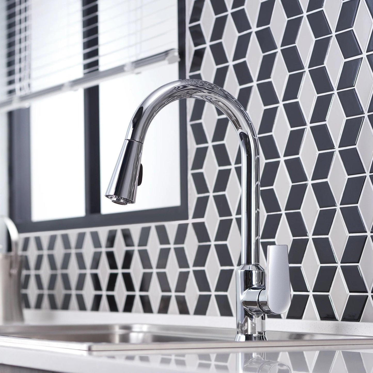 KOHLER TAUT PULL OUT SPRAY KITCHEN MIXER - 2 COLOURS - The Tile Collection™