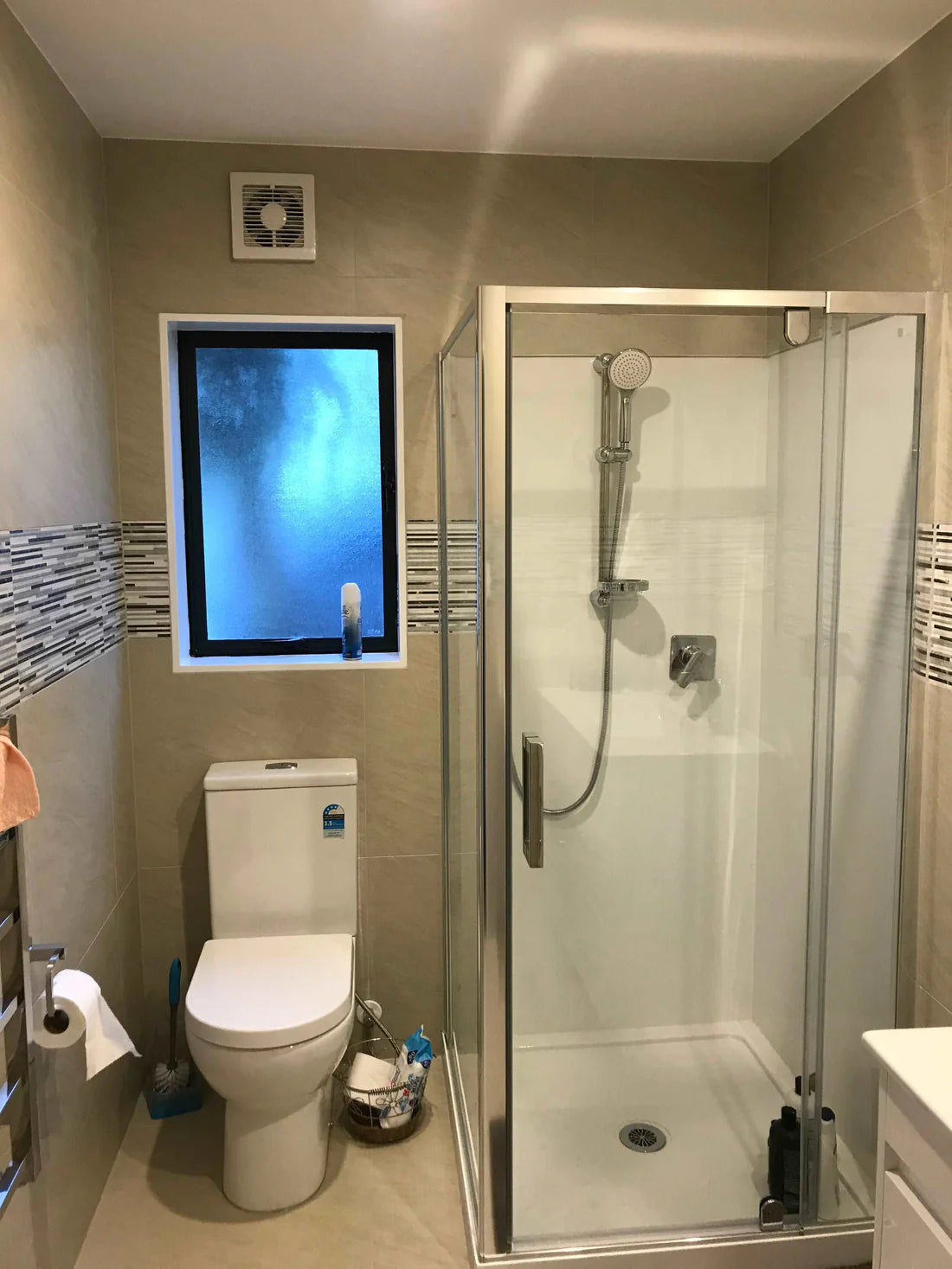 900X900MM SQUARE SHOWER ENCLOSURE KIT - CHROME - The Tile Collection™