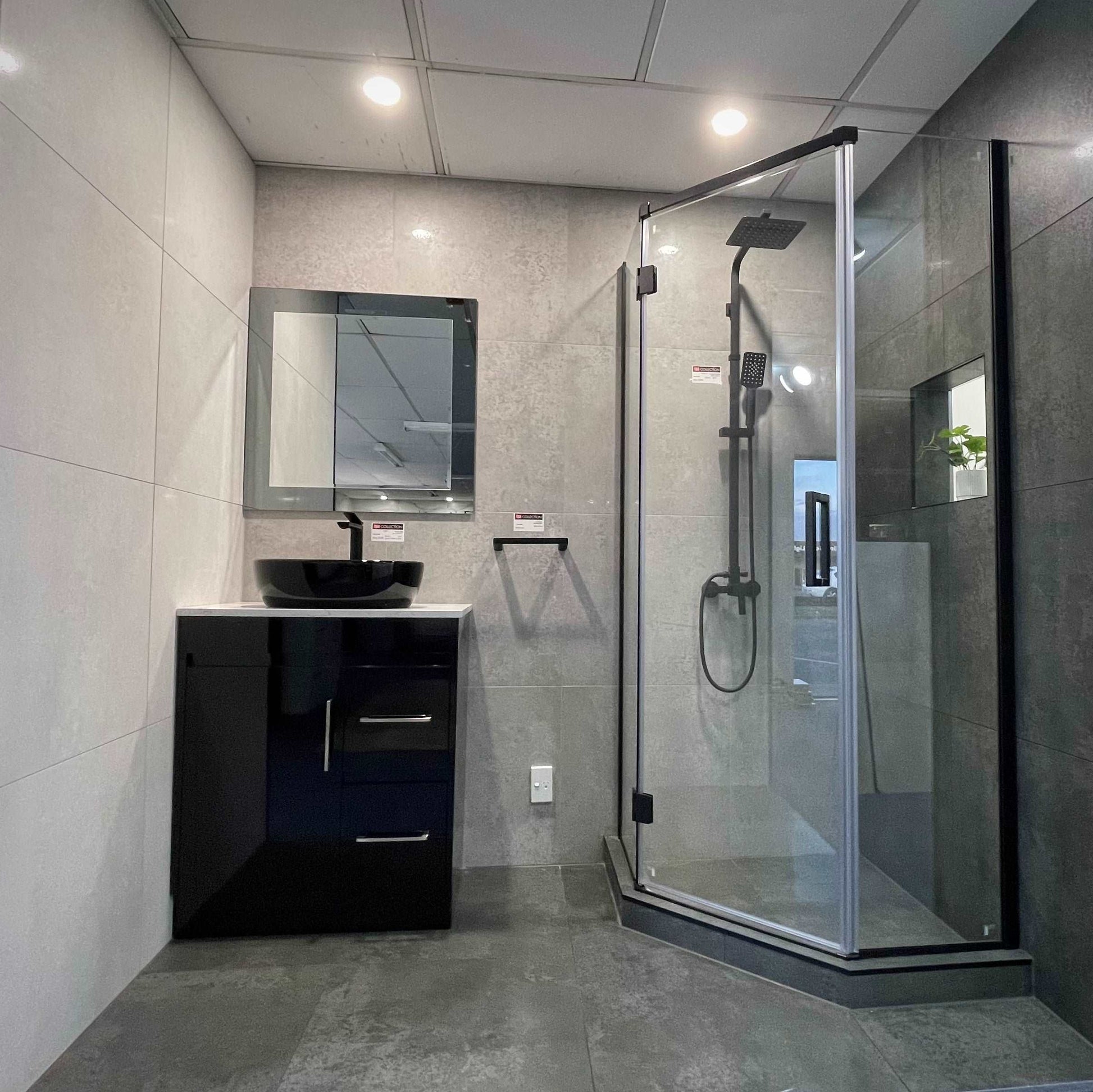 900X900MM BLACK DIAMOND FRAMELESS SHOWER GLASS - The Tile Collection™